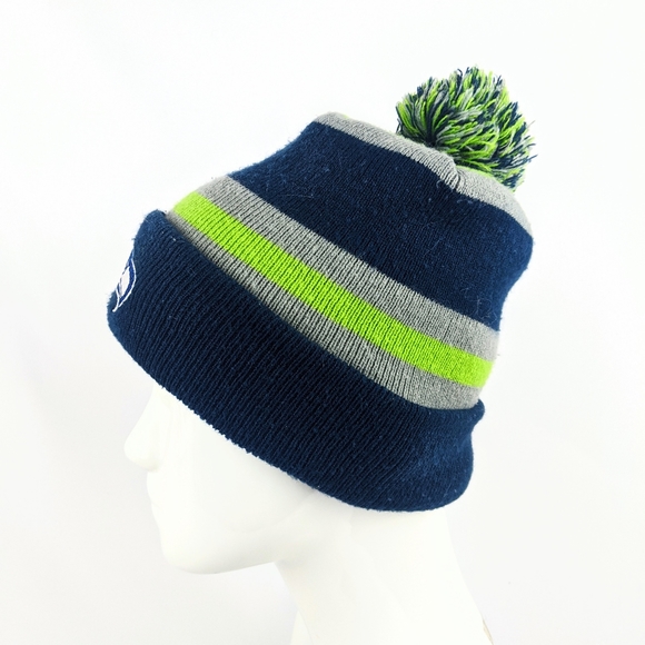 Seahawks NFL Winter Hat - Picture 2 of 3
